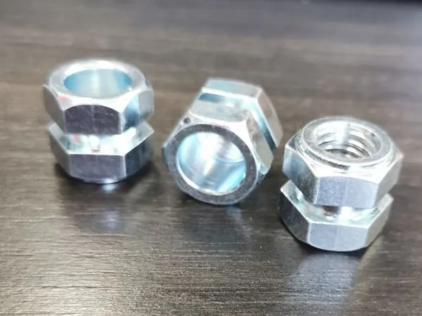 Tuerca Hexagonal de Doble Cabeza